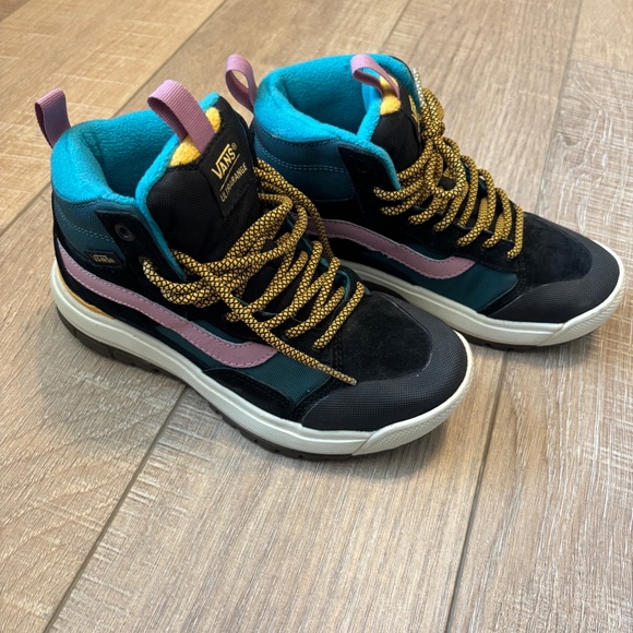 VANS - Ultrarange Exo RARE Pop Color - Picture 4 of 8
